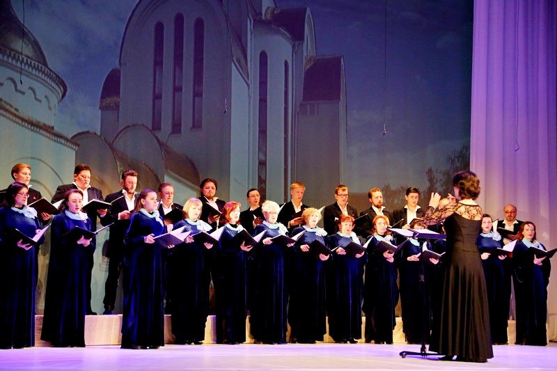 04 11 pasha concert 6