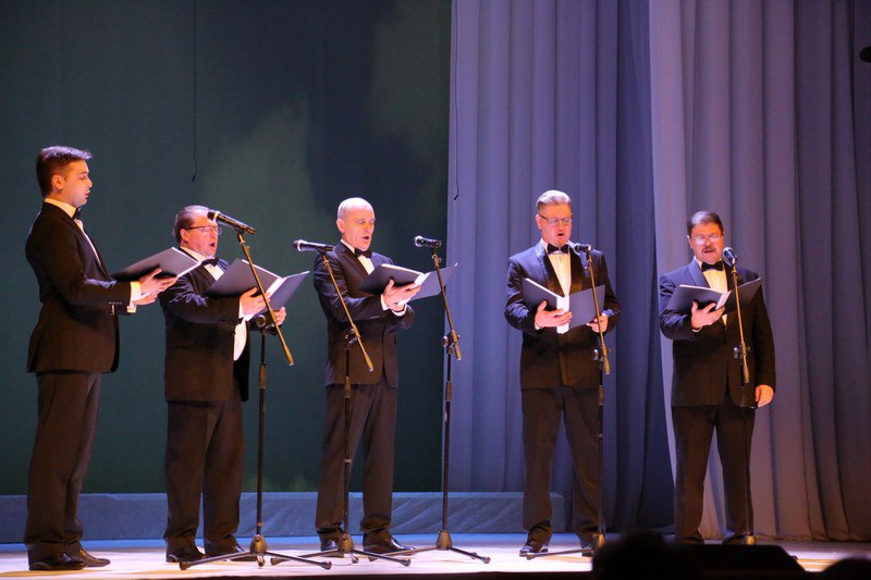 04 11 pasha concert 8